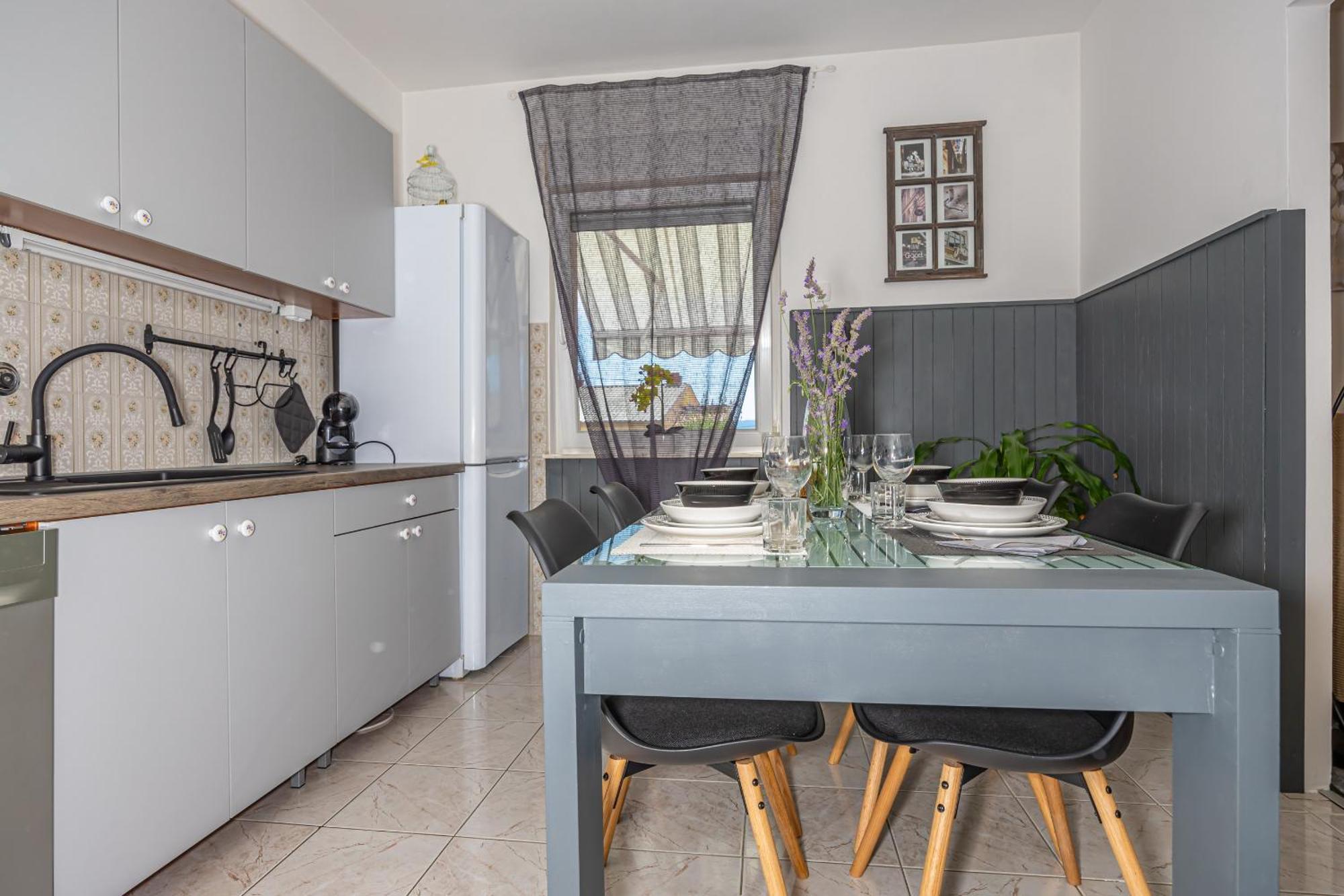 Apartament Alexis *