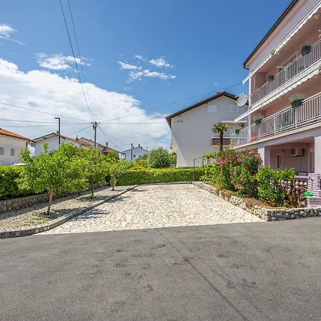 Apartments Alexis Crikvenica Exterior photo